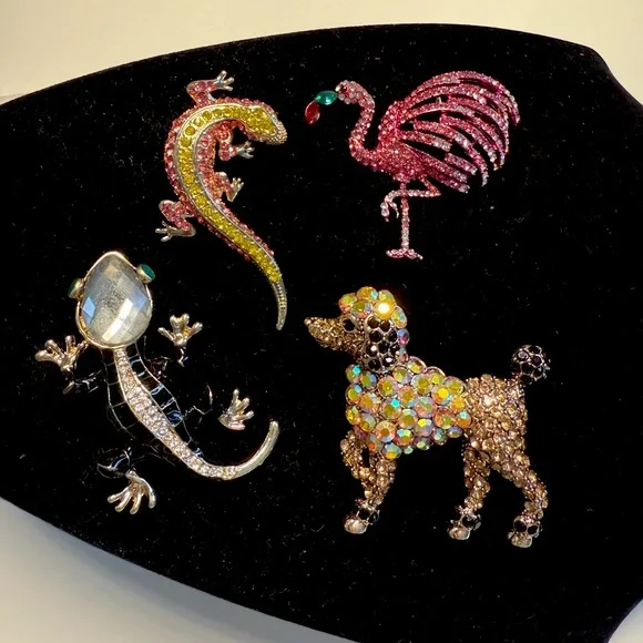 4 for 50$ Colorful Animal Brooch Set