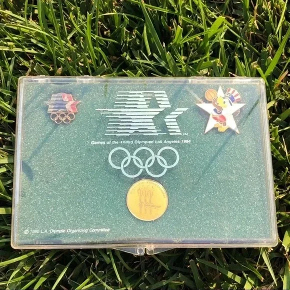 1984 Olympic Basketball Pin set