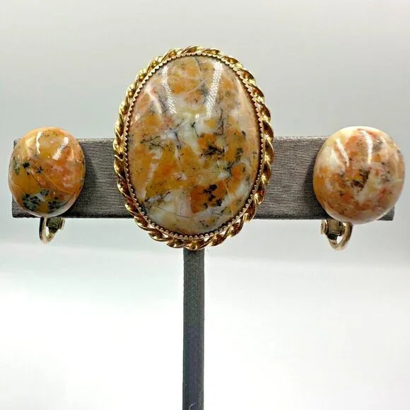 Vintage Brooch Earring Set Gold Tone Brown Marbled Stone Screw Back 1.5