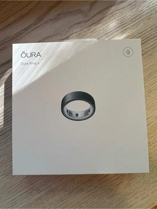 Oura Ring 4 Stealth Black with Box