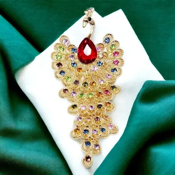 Beautifull Large Gold‎ Peacock With Multi-Colored Rhinestones Brooch Pin Pendant