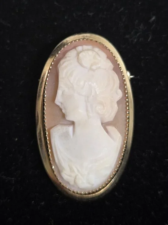 Vtg Catamore Shell Cameo Brooch 12K Gold Filled Hand Carved 1/20 12K GF Pin