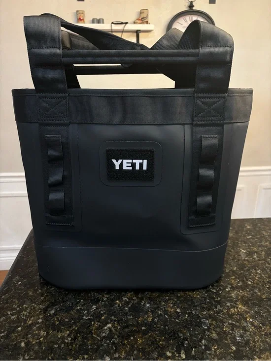 Yeti Black Duffel Tote Bag , Camino 20 carryall