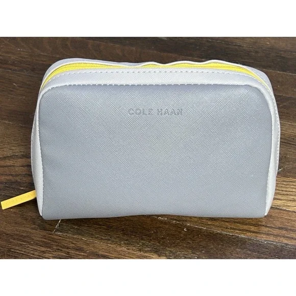 Cole Hann Small Men's Dopp Bag Washable‎ Fabric Grey With Yellow Zipper