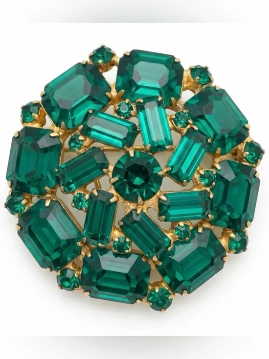 Vintage Weiss Emerald‎ Green Rhinestone Brooch Mid Century Statement Jewelry