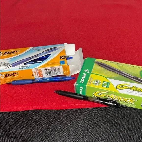 BIC and Pilot Gel Pens, .7mm Black and Blue ink. 10 Blue, 8 Black. New