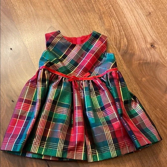 Like new! Bonnie Baby holiday plaid dress with invisible back zipper. Size 12 mo