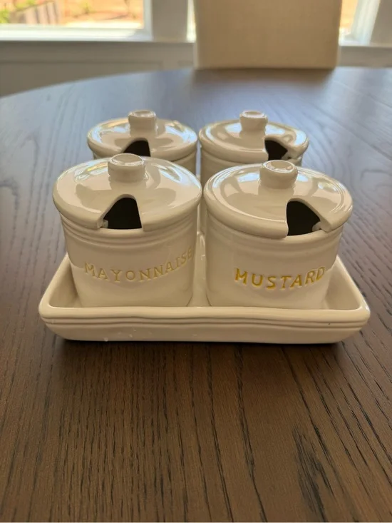Williams Sonoma Ceramic Condiment Set