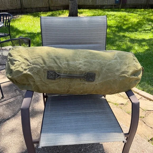 Vtg Military Style Barrel Duffel Bag Large Green Canvas Duffle Travel Camping