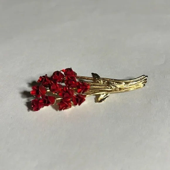 Danbury Mint Brooch Pin Flower Bouquet Gold Tone Metal Red Enamel 2
