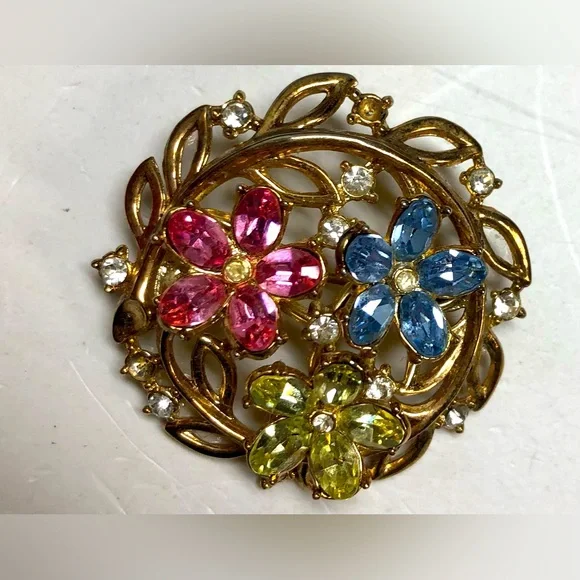 Vintage CROWN TRIFARI Pastel Rhinestone Fleurettes Brooch Pin