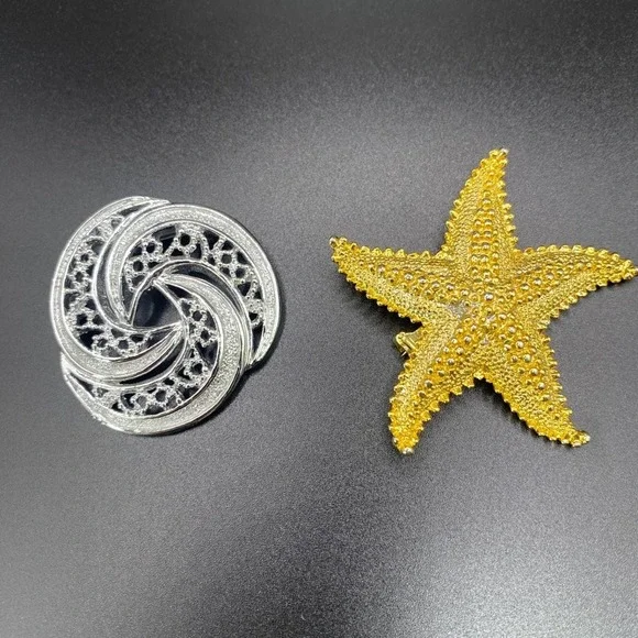 Vintage‎ Gerry's Brooch Lot of 2 Starfish Gold Tone Swirl Silver Tone