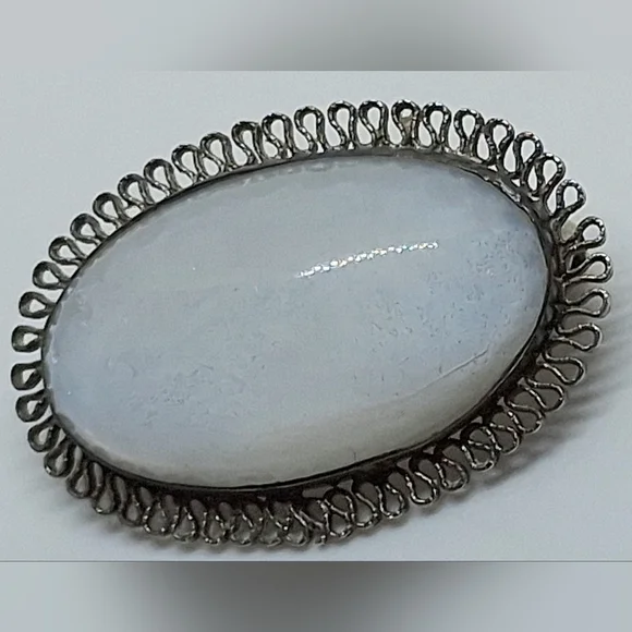 * Vintage Edwardian Sterling Silver 925 Opalescent Moonstone Glass Pin Brooch