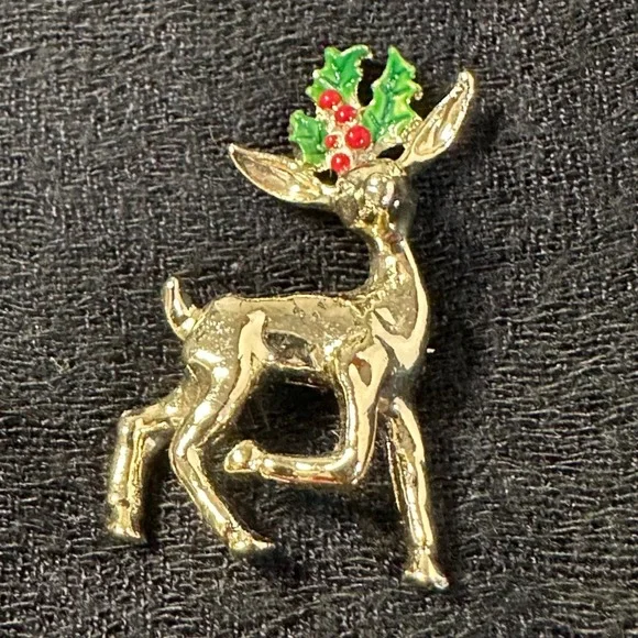 Vintage GERRY'S Reindeer Brooch Holly Gold Tone Christmas Deer Pin