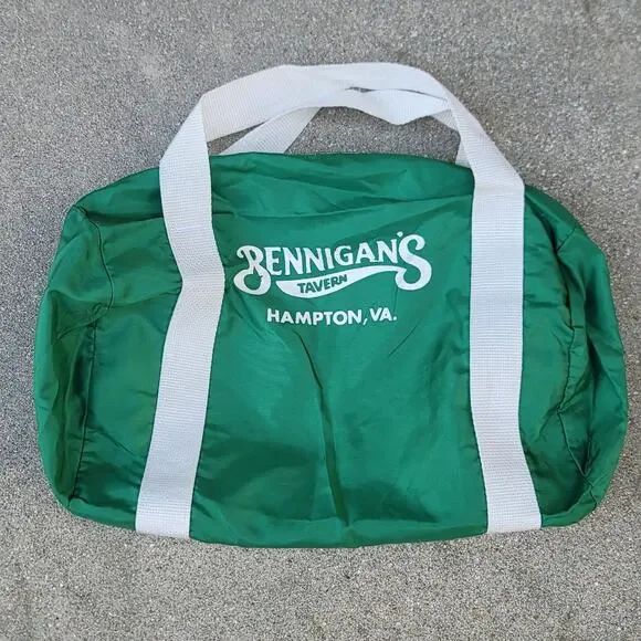 Vtg Bennigan's Tavern Hampton, VA Lightweight Duffle Bag