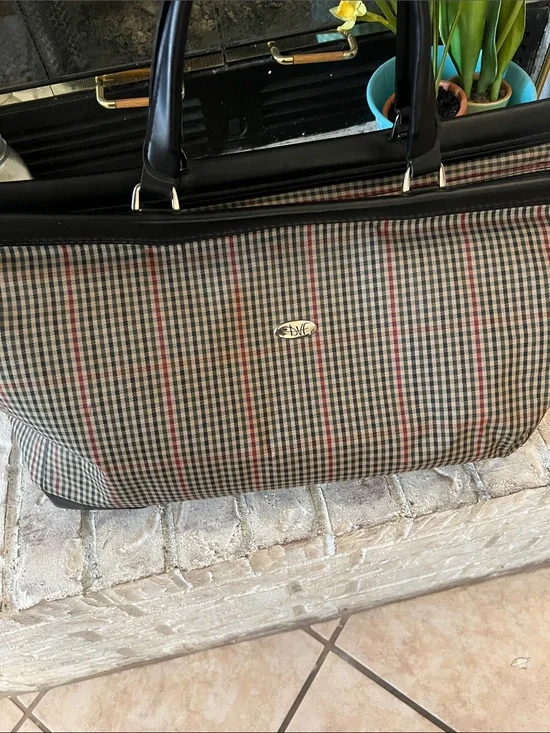 Diane Von Furstenburg large zipper Tote Bag in Black and Beige - Classic Plaid