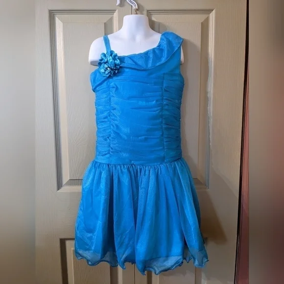 New with Tags Classic Fashion Party, wedding, baptism, Easter, T7