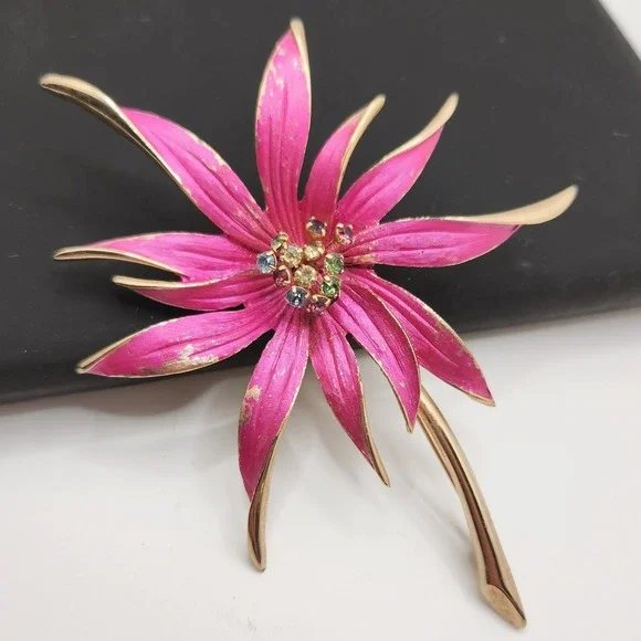 Vintage Magenta Enamel Flower Brooch Mod Pop Art Rhinestone Center Large 4.25