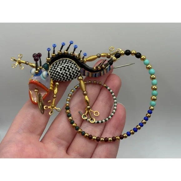 Jewelry 10 Cynthia Chuang Glazed Porcelain Glass Beaded Lizard Pin READ