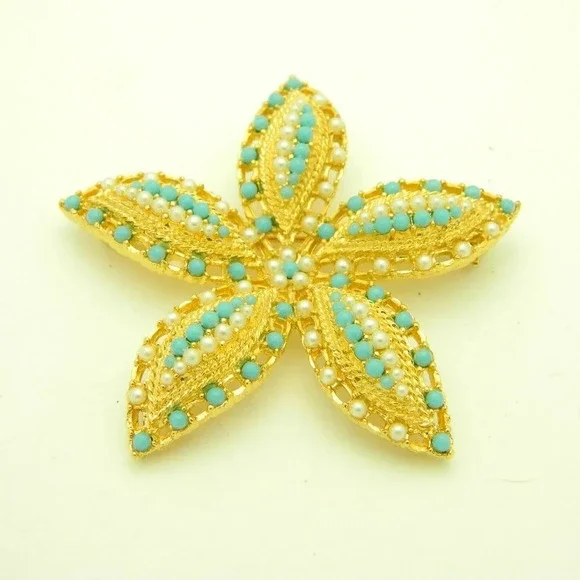 Sarah Coventry Starfish Brooch