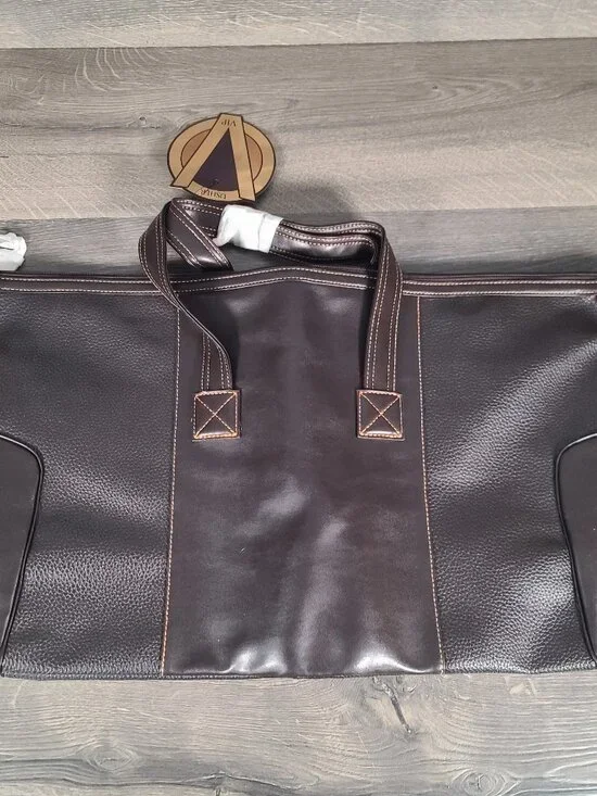 Usher VIP Brown Duffel Bag Large Weekend Zip Close Luggage Suitcase NWT 14