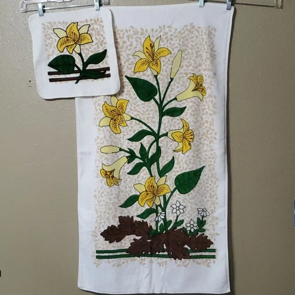 JC Penney Lily Towel Set 25