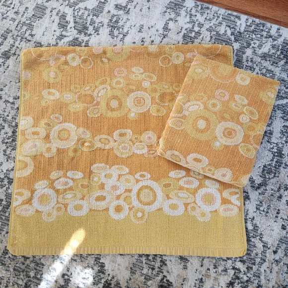 Vintage Callaway by Milliken Bath Towels Set of 2