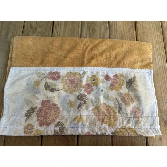 Vintage MCM Cotton Bath Towel Set Mustard Gold With Floral End 57