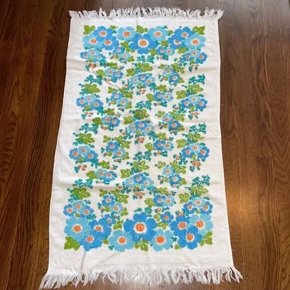 Vintage 70s blue, green‎ & orange flower power white cotton bath towel