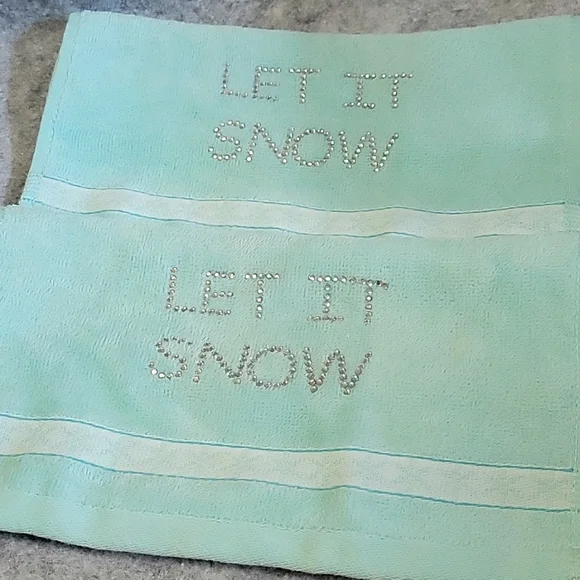 Let it Snow Cotton Hand Towels NEW