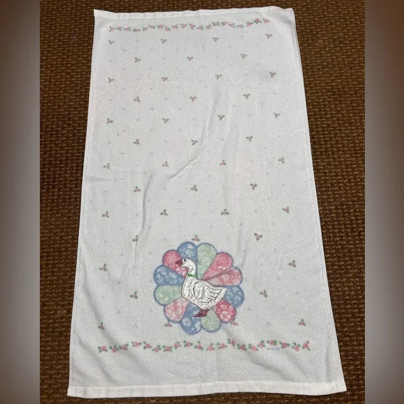 Jillian Rose Duck Floral Cottage Core Bath Towel