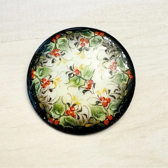Vintage Russia Hand Painted Signed Black Lacquer Floral Round Brooch Pin