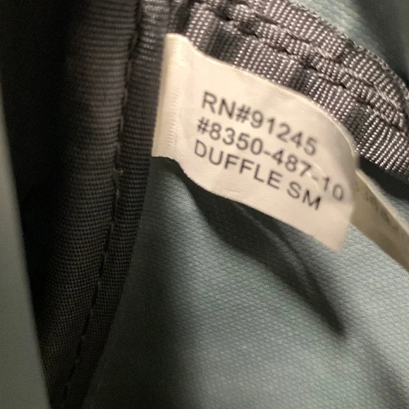 Dakine Unisex Gray/Teal/Yellow Plaid Small & Large Duffle Bag Set of 2