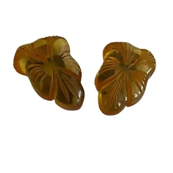 Vintage Carved Bakelite Dress Clip Set Retro Apple juice Color Floral Carving