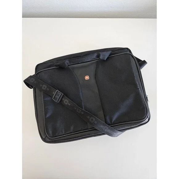 SwissGear | Adjustable ProCheck Black Laptop 14