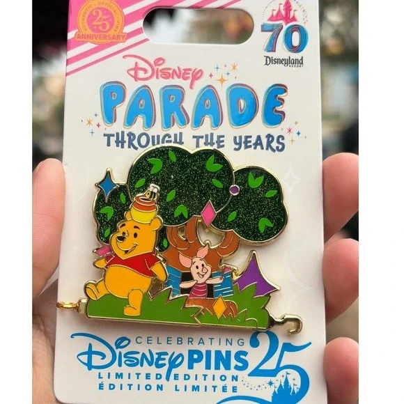 Disney‎ Parade Through The Years Winnie the Pooh & Piglet LE 2000 Pin