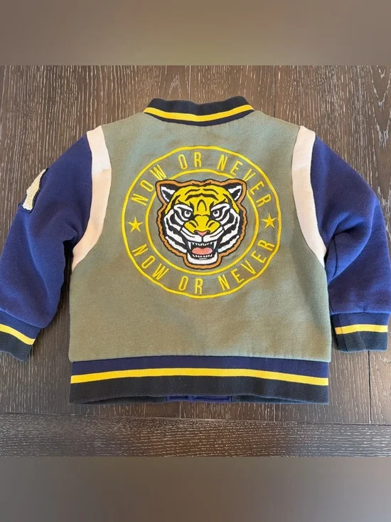 Art Class XS 4/5 Boy’s Tiger Embroidered Varsity Jacket Olive Navy & Yellow