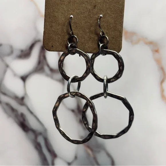 Elegant Silver Dangle Earrings
