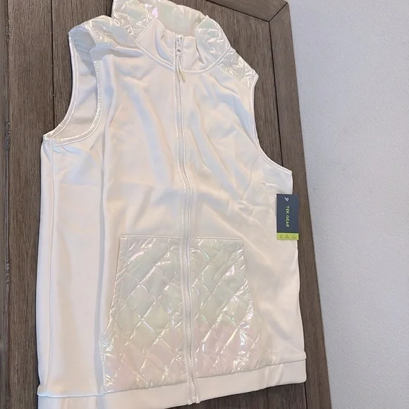 NWT [Tek Gear] Sleeveless Full-Zip White Wildflower Quilted Vest Girls XXL 18/20