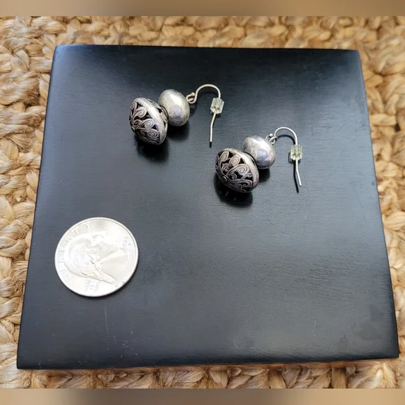 Vtg Silver Toned Stacked Bead Dangle Earrings
