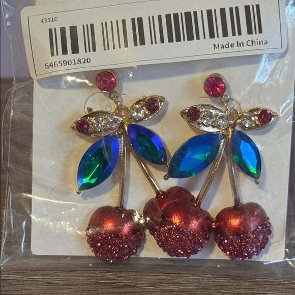 Earrings cherry drop