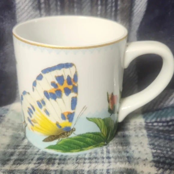 Williams Sonoma Coffee Mug Butterfly Floral