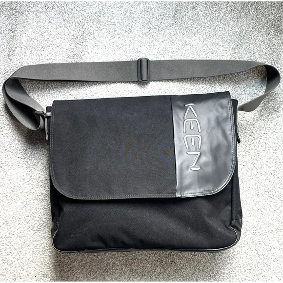 Keen Morton Messenger Laptop Bag‎ Black 13