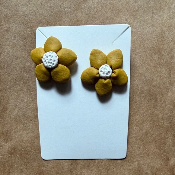 Clay Flower Earrings