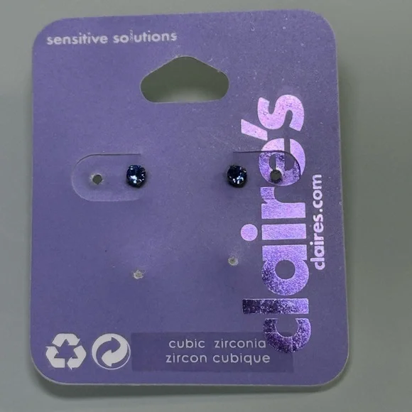 Claire’s Blue small earrings September birthstone