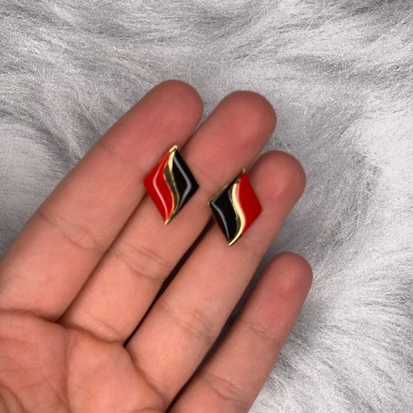Elegant Vintage Red and Black Earrings + gold tone clip on earrings