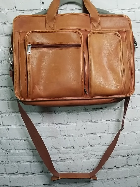 Wilson's Leather Camel briefcase/sachel Laptop Bag W/2 large compartments EUC