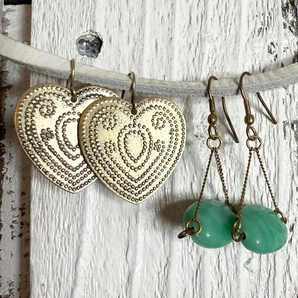 2 Pairs Earrings Boho Metal Hearts Teal Jewel Gold Tone Dangle Hook Pierce Light