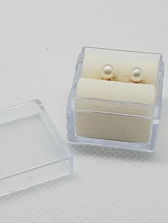 NEW minimalist 14kt yellow gold and pearl post earrings