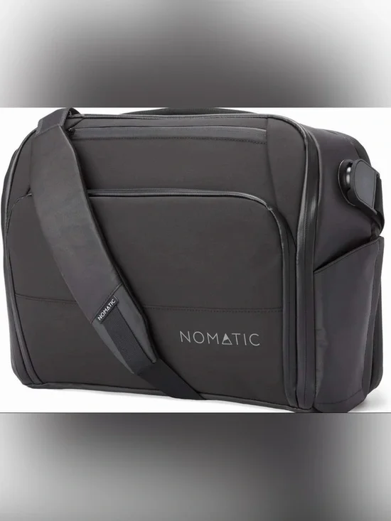 Nomatic Messenger Bag V2 – 15L Water Resistant Laptop Messenger Fits 16”
